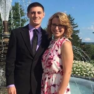 Meet your Posher, Courtney